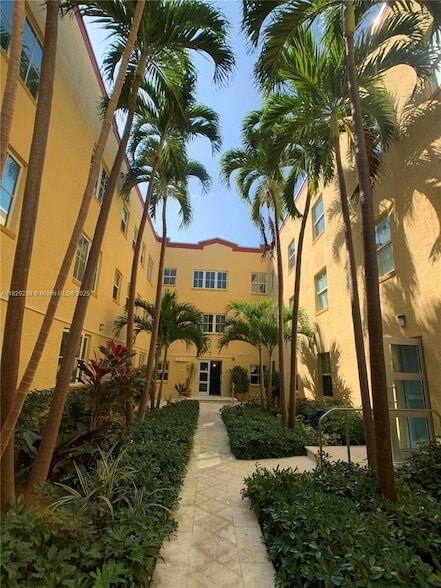Foto del edificio - 1308 Drexel Ave