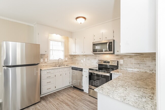 Foto del edificio - 4805 Yorkwood Dr
