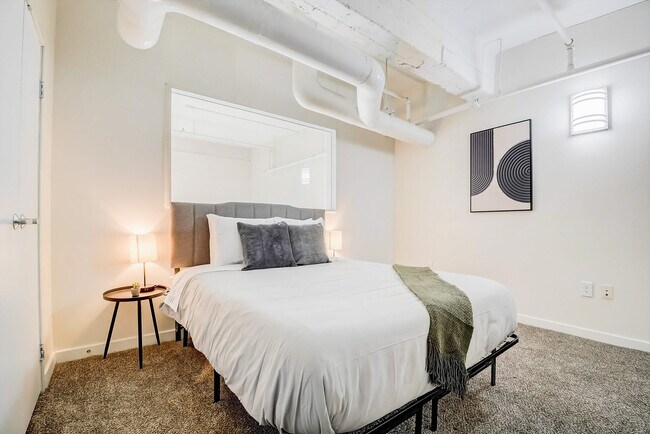 Foto del edificio - 50 N Illinois St