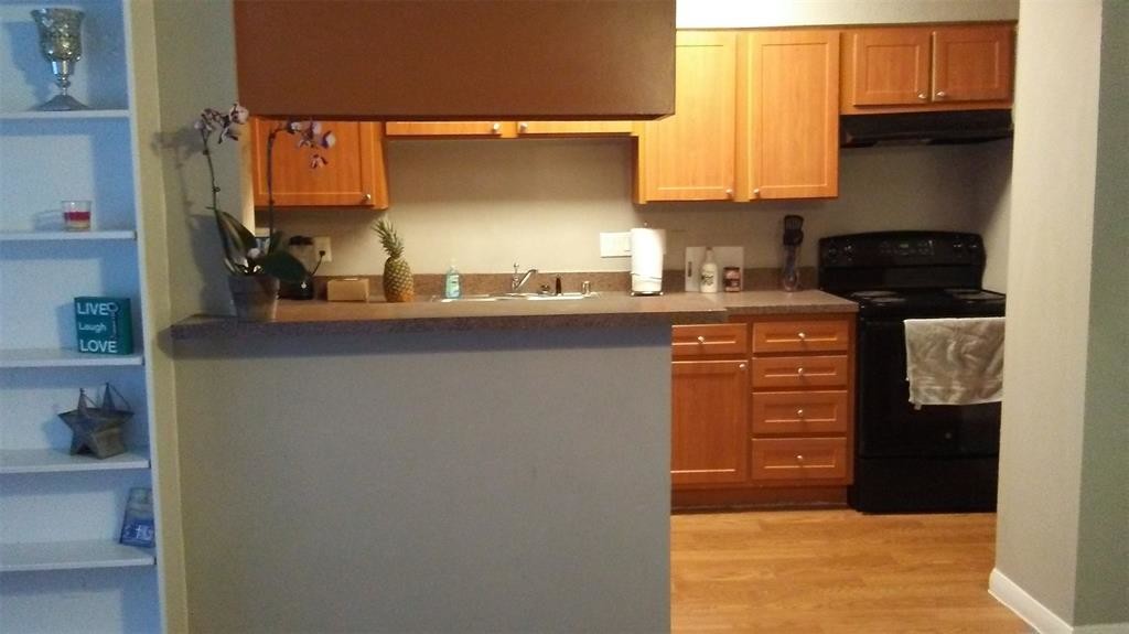 Foto principal - 3410 Cummins St