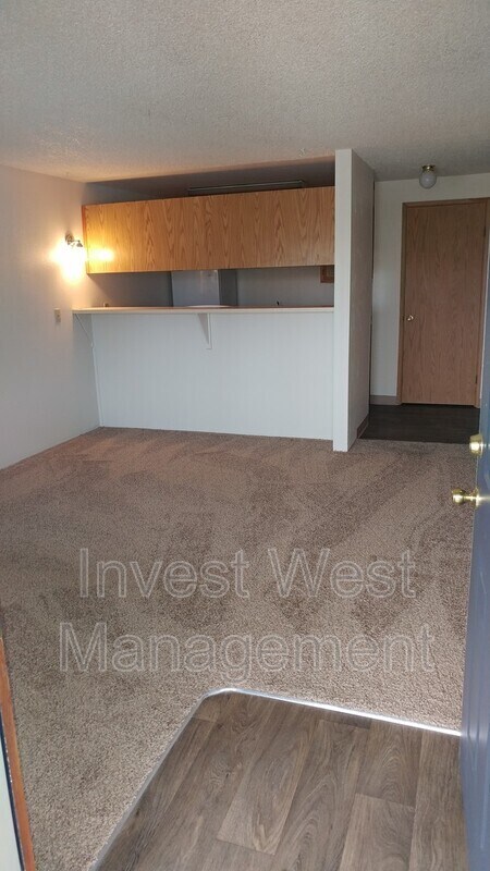 Foto del edificio - 7106 NE Hazel Dell Ave