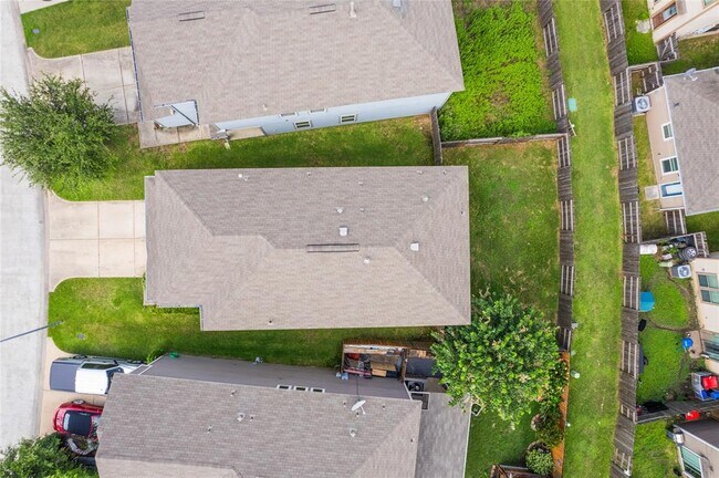 Foto del edificio - 1175 Grassy View Dr