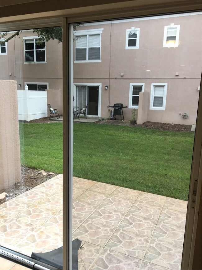 Building Photo - 5043 Shorewood Landing Ln