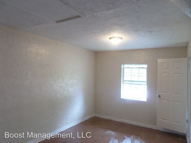 Building Photo - 4 br, 2 bath House - 800 Carlton St