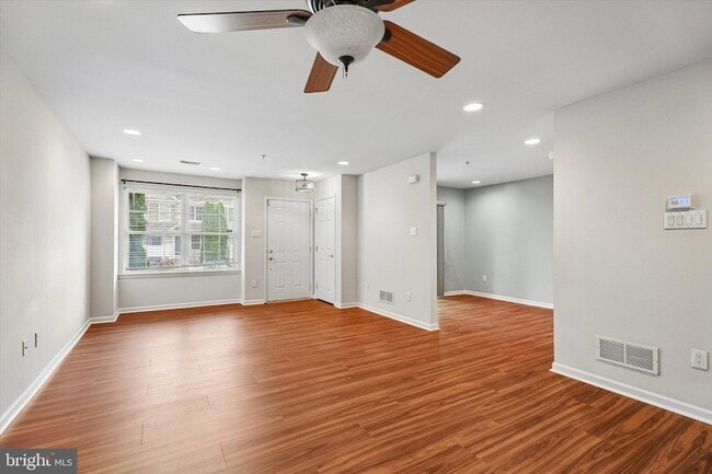 Building Photo - 222 Flagstone Rd