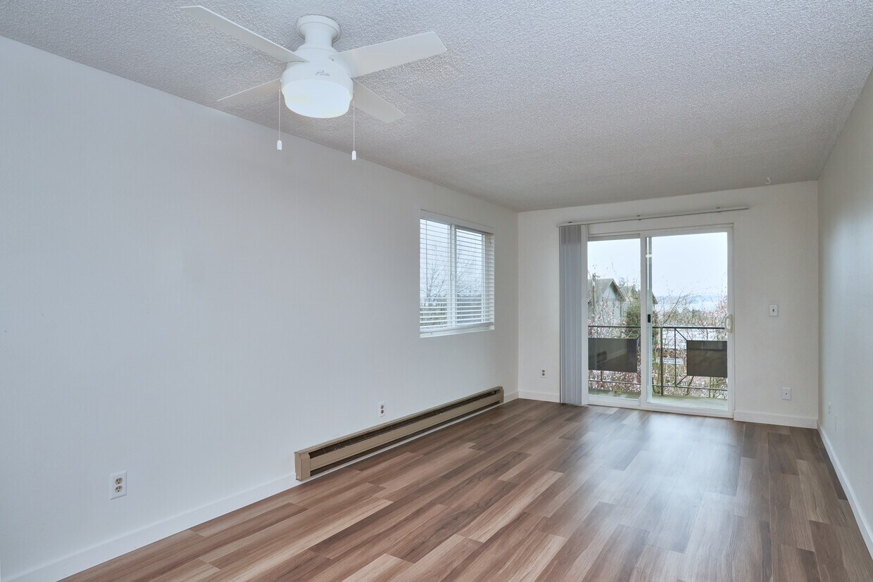 Primary Photo - 5630 California Ave SW