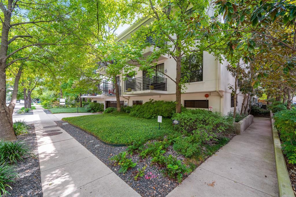 Foto principal - 4111 Gilbert Ave