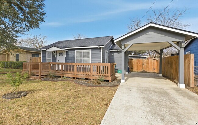 Building Photo - 413 W Wright Blvd