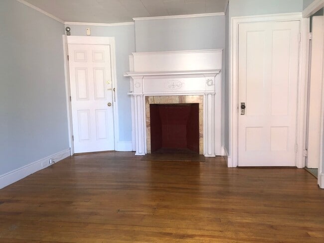 Photo - 31 Deering St Apartments