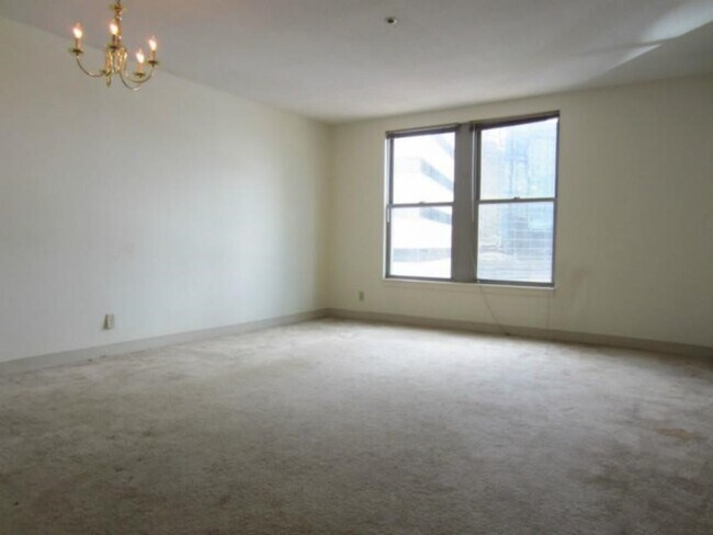 Foto del edificio - 357 Columbus Ave