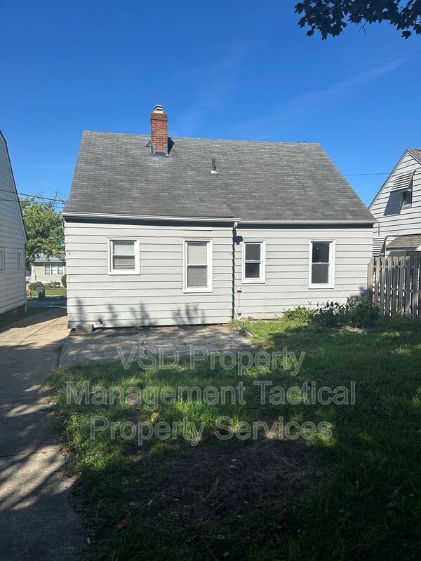 Building Photo - 4733 E 88th St