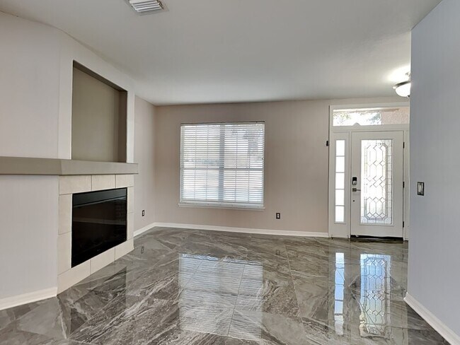 Foto del edificio - 524 Quail View Ct