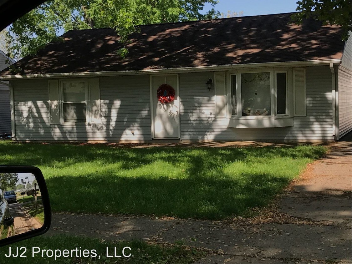 Foto principal - 3 br, 1 bath House - 1845 Hastings