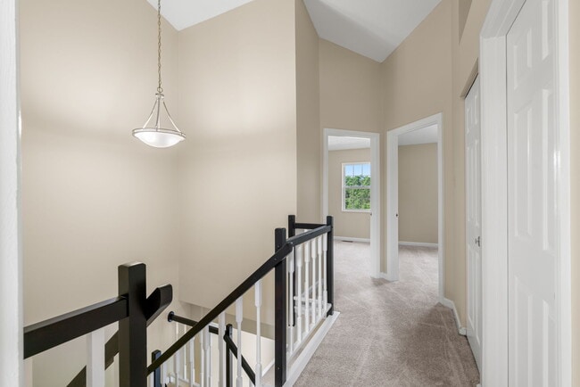 Building Photo - Hawthorne Estates