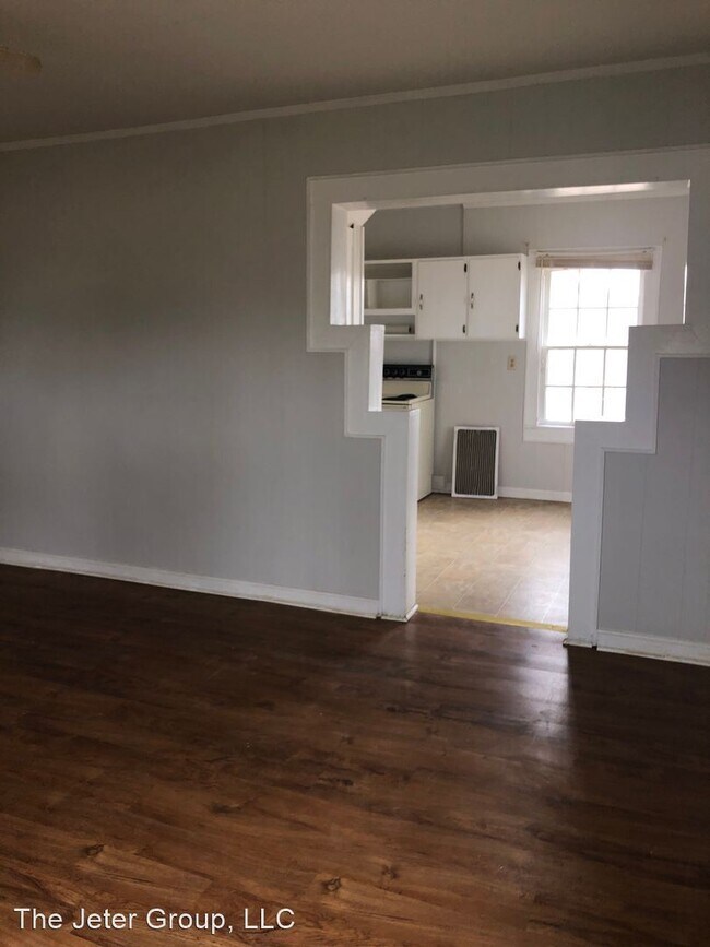 Foto del edificio - 2 br, 1 bath House - 3925 US HWY 641 S.