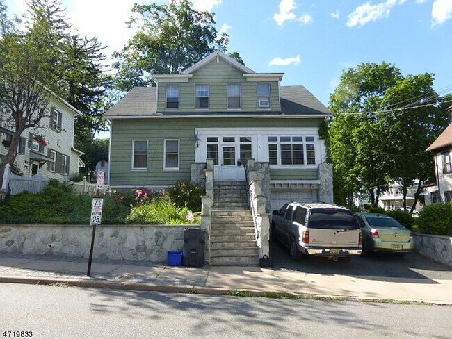Foto del edificio - 133 Western Ave