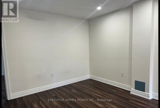 Building Photo - 52 Hopper Ln