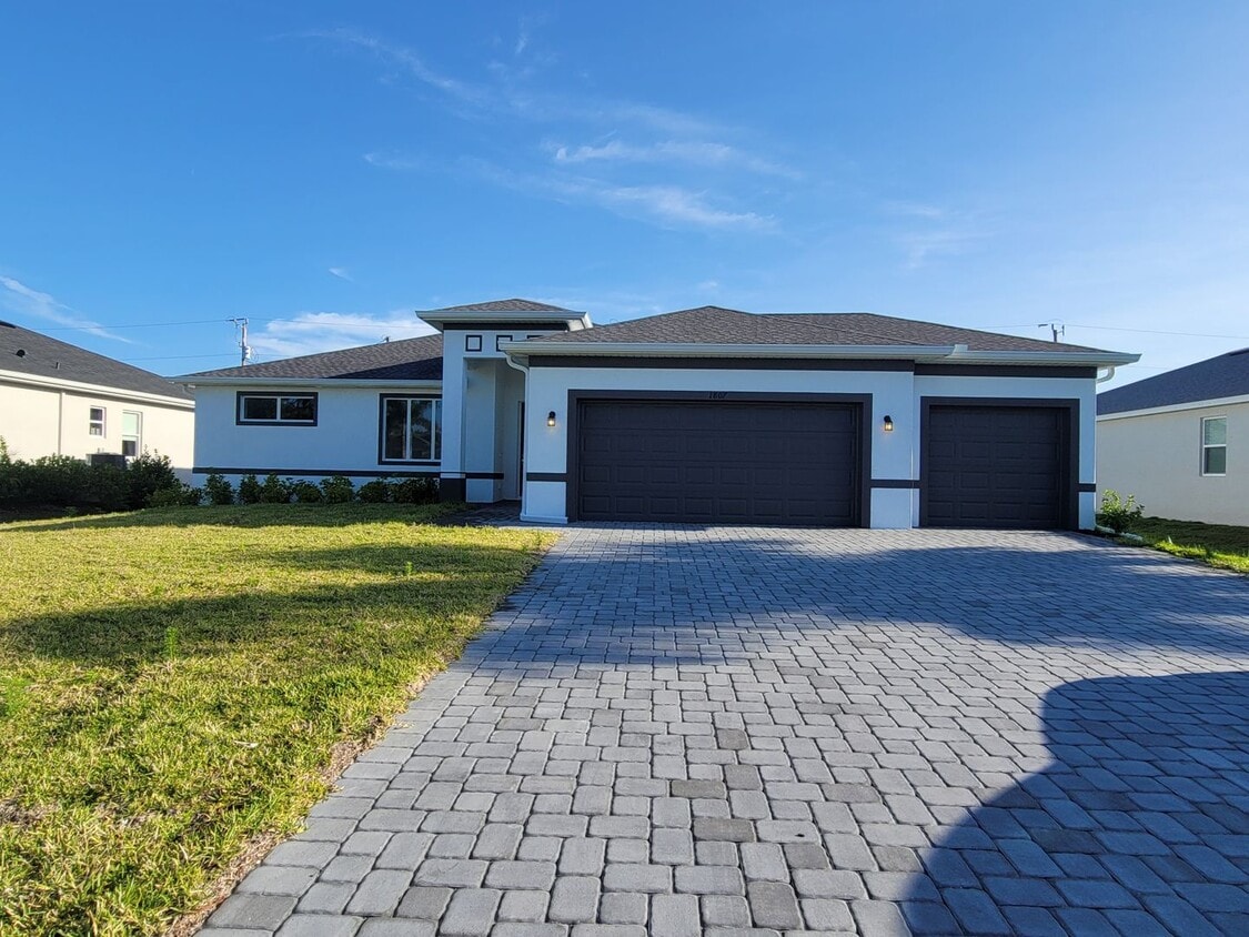 1807 SW 39th St, Cape Coral, FL 33914 House Rental in Cape Coral, FL