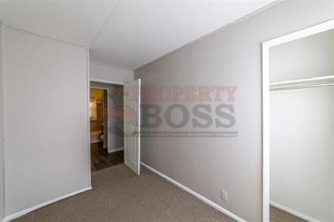 Foto del edificio - 606 N Calumet Ave