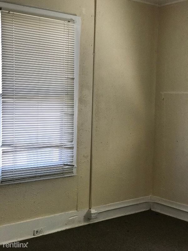 Foto del edificio - 3 br, 1 bath House - 388 S Devereaux Street