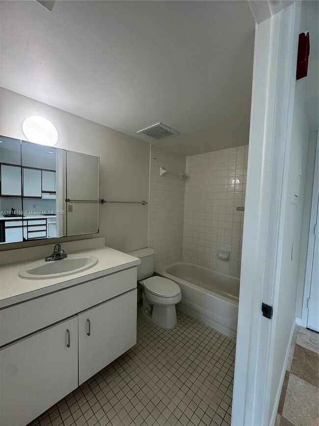 Building Photo - 5761 SW 72nd St
