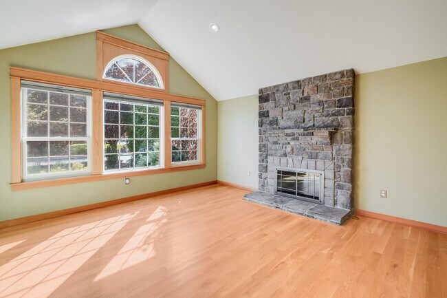 Foto del edificio - Beautiful 3 Bed, 2 Bath Rental Home in Bea...