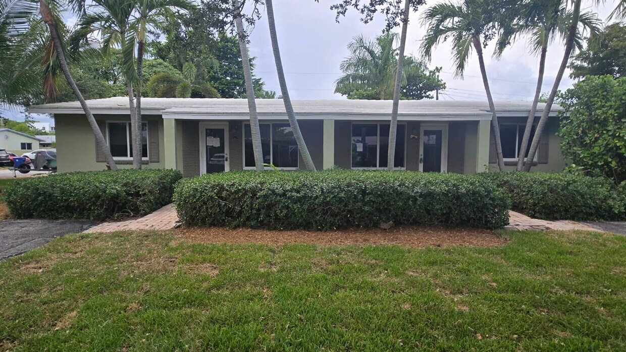 Photo - 1401-1405 NE 21st St (Wilton Manors, FL)
