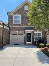 Building Photo - 2806 Grove Park Dr
