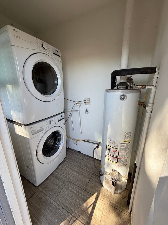 Foto del edificio - 3009 Grape St