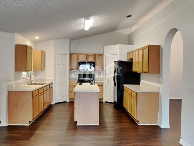 Foto del edificio - 4177 Broad Creek Ln
