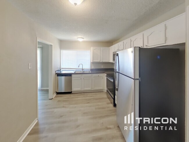 Foto del edificio - 1210 Greenhill Drive Arlington TX