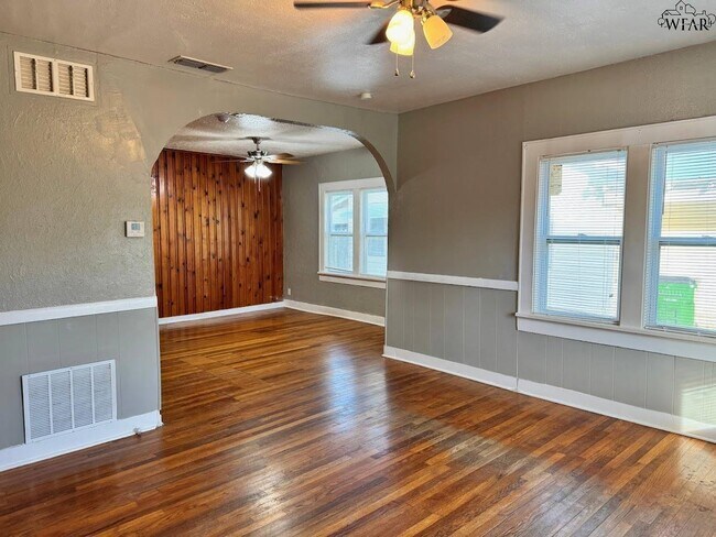 Foto del edificio - 3008 Cumberland Ave