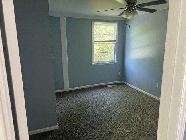 Building Photo - 1664 Brinson St