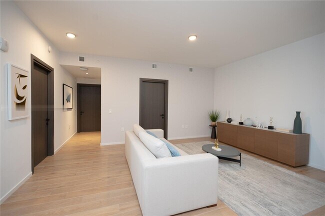 Foto del edificio - 398 NE 5th St