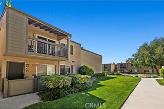 Building Photo - 24518 W Nicklaus Dr
