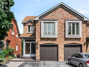 Building Photo - 5453 Palmerston Crescent