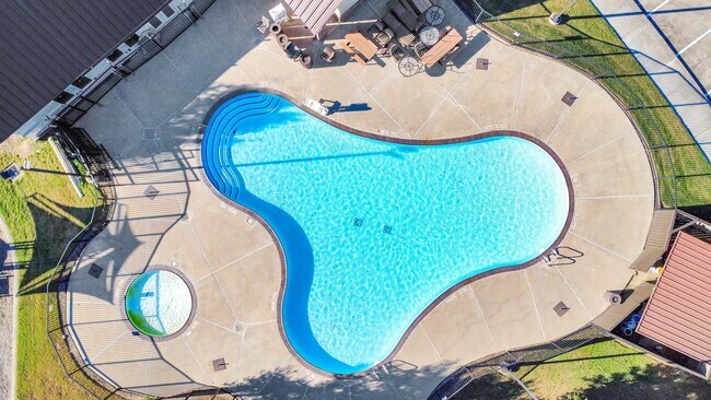 Foto del edificio - 6603 Taylor Park Ln