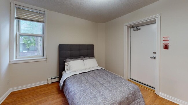 Interior Photo - 47 & 49 Somerset