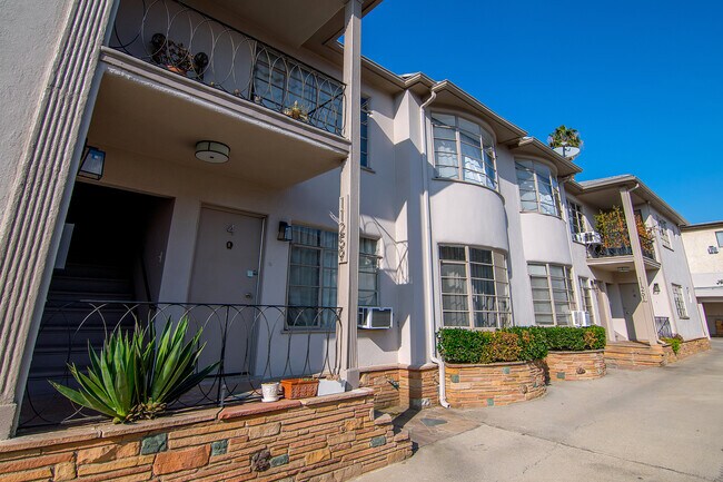 Foto del edificio - 11259 Otsego St