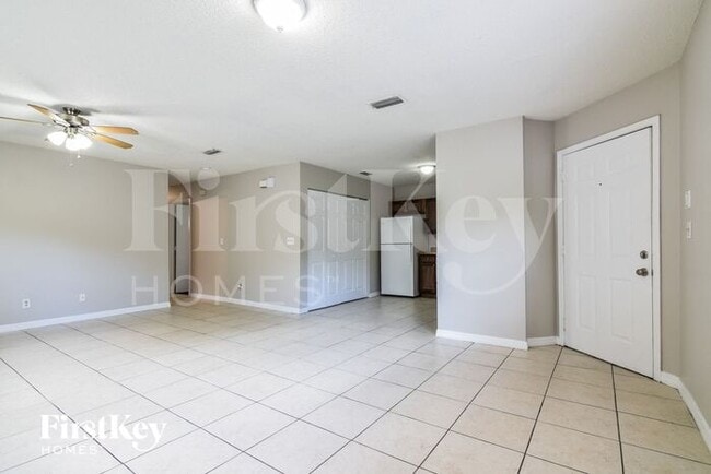 Foto del edificio - 3112 Gordon Ct