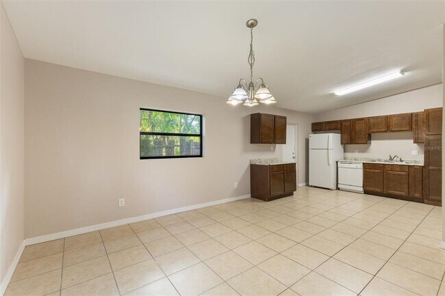 Foto del edificio - 212 Homewood Dr