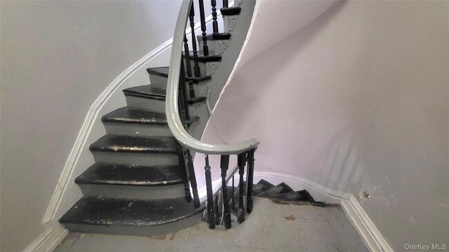 Building Photo - 65 S Hamilton St