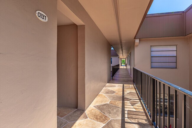 Building Photo - 137 Piedmont C