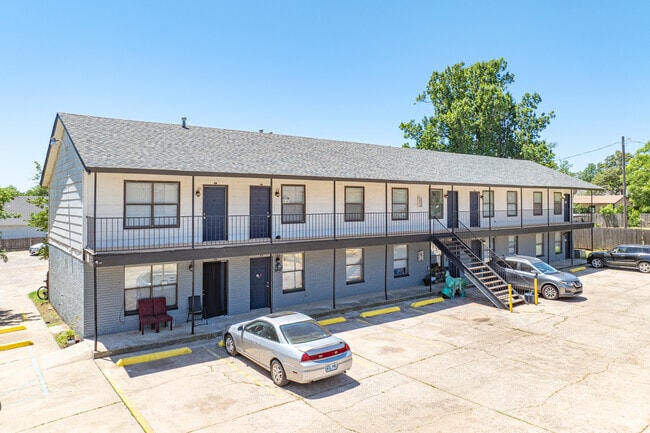 Foto del edificio - 3509 N Nesbitt Ave