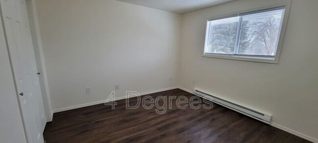 Building Photo - 39 E Westview Ave