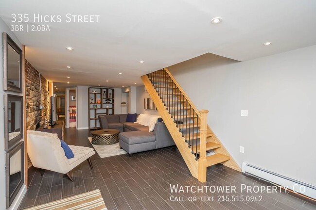 Building Photo - Gorgeous Rittenhouse Town Home with a priv...