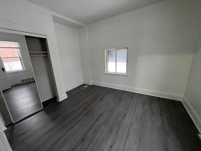 Foto del edificio - 4302 W 30th St