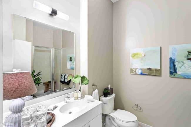 Foto del edificio - 2 br, 2 bath Apartment - 338 Congress St 614