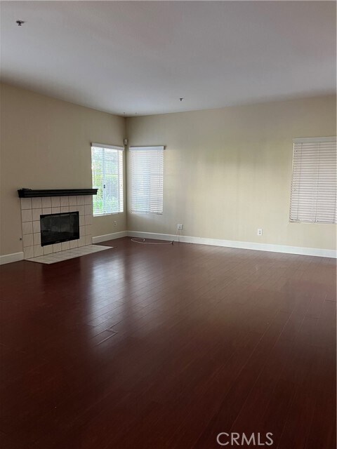 Building Photo - 4561 Warner Ave