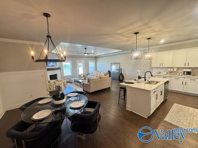 Foto del edificio - 441 Ripple Lk Dr SW